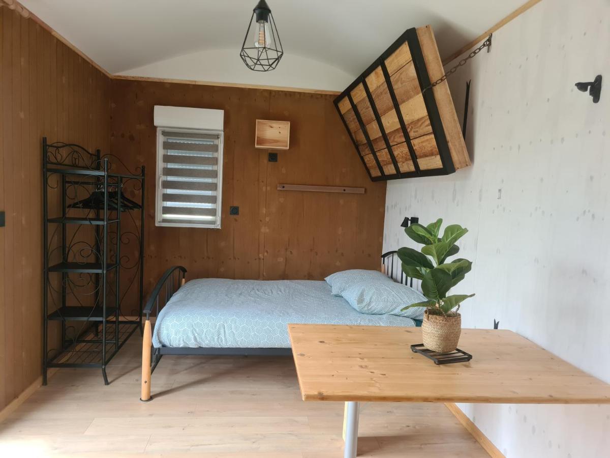 Les Milles Bottes Et Ses Roulottes Villa Encausse-les-Thermes Buitenkant foto