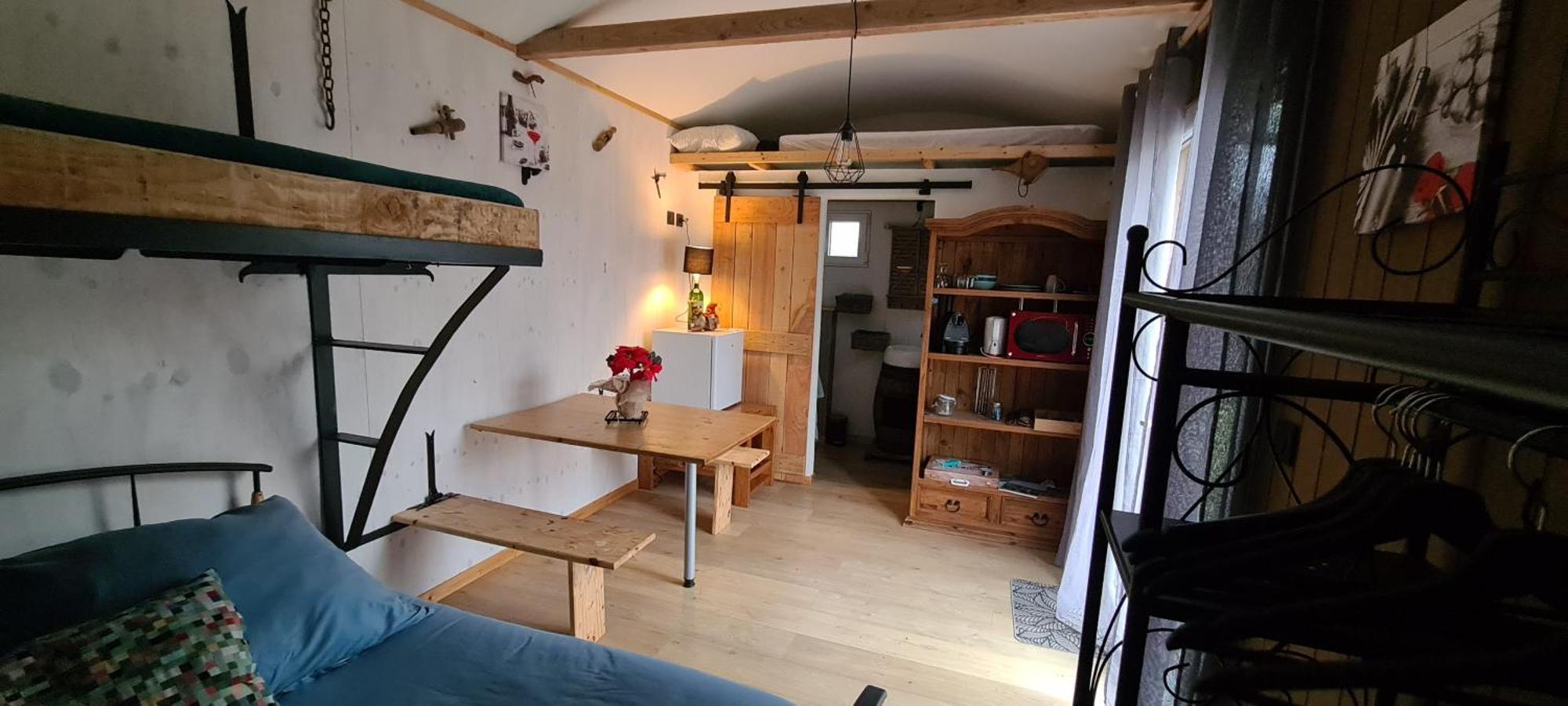 Les Milles Bottes Et Ses Roulottes Villa Encausse-les-Thermes Buitenkant foto
